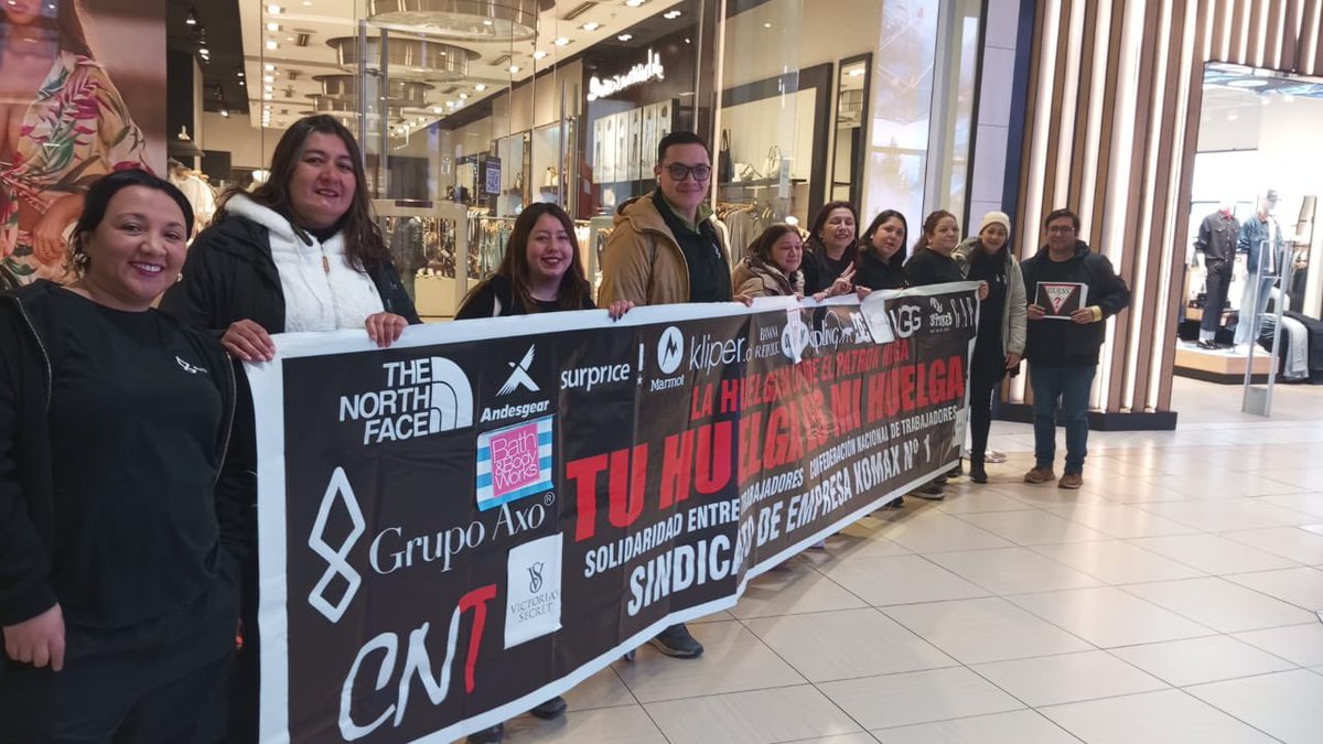 13 avo dia de huelga. Sindicatos AXO - KOMAX .

Se hace un llamado a todxs a solidarizarse con la huelga, reconociendo que la defensa de los derechos laborales beneficia a todas y todos. La unidad y el respaldo común refuerzan la causa y aumentan las posibilidades de éxito.