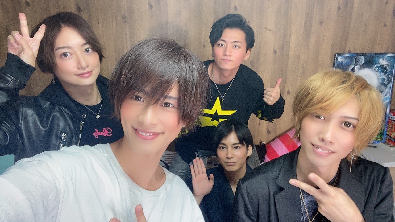 リアルピース かずぅ GkY29qNaQAAePSl.jpg
