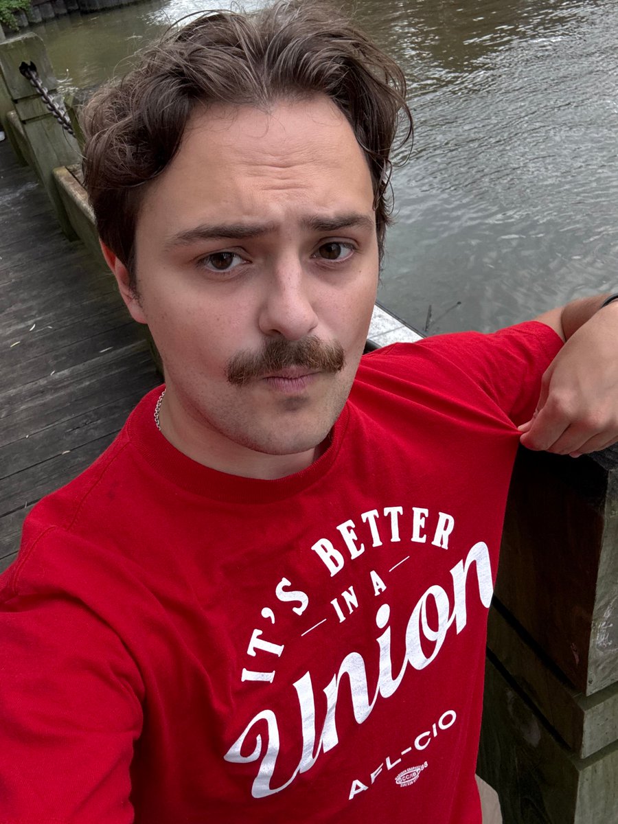 Botzki4Board's tweet photo. Wishing everyone a meaningful, but restful Labor Day! Unions have taught us that when we unite together, nothing is impossible! May we all forever stand in solidarity to make a better tomorrow possible for everyone! https://t.co/QNmXCyqX7K