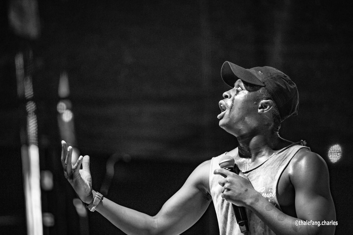 I remember ga re ya go kwala exam ya calculus ke ha re letsa “ha gona ka poelo morago”. We needed that motivation to ace that exam and we did. Ke garogile pelo tota ❤️❤️😭