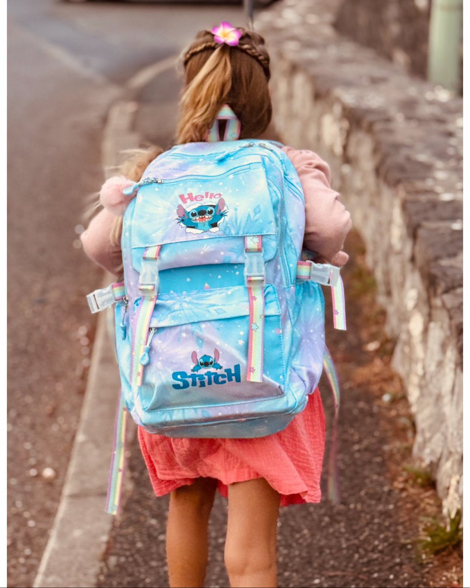 Sourires, cartable et bonne humeur : ça y est la rentrée est lancée ! 💼🏫 Et vous, comment s’est passée votre rentrée? #ecole #rentrée