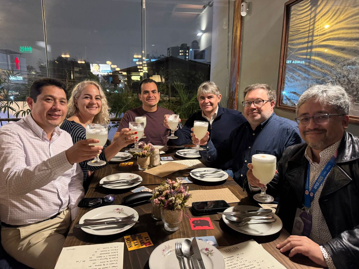 Hugo Cedrón (@hcedron) on Twitter photo #SPED2025 fue un reto titánico, pero la sección de EII fue mágica, gracias al apoyo de @GETECCU. ¡Casi 3 días de sala llena, algo único en esta área! Gracias <a href="/manu_barreiro/">Manuel Barreiro</a>, <a href="/yzabanaa/">Yamile Zabana</a> y <a href="/DanielGinard/">Daniel Ginard</a> y los q no estuvieron, pero los llevamos en el corazón!. ¡Meta cumplida! ✨ #SPED2025 fue un reto titánico, pero la sección de EII fue mágica, gracias al apoyo de @GETECCU. ¡Casi 3 días de sala llena, algo único en esta área! Gracias <a href="/manu_barreiro/">Manuel Barreiro</a>, <a href="/yzabanaa/">Yamile Zabana</a> y <a href="/DanielGinard/">Daniel Ginard</a> y los q no estuvieron, pero los llevamos en el corazón!. ¡Meta cumplida! ✨