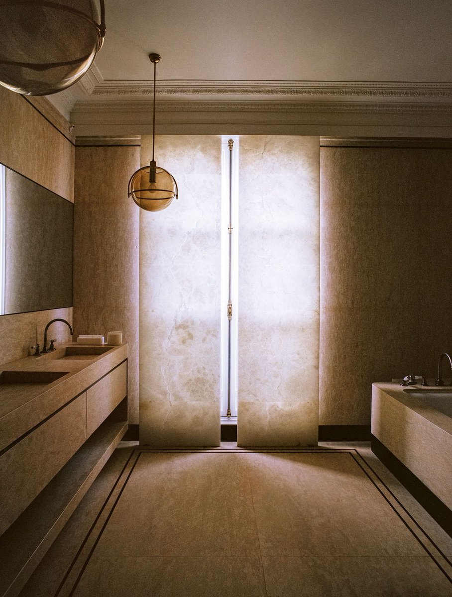 Details. Trocadéro designed by Isabelle Stanislas. Crème de la crème.