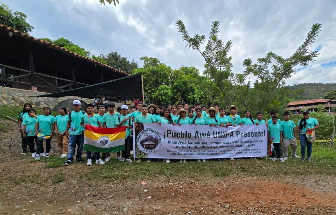 UNIPAcomunica's tweet photo. 🌿🔥 La UNIPA representa al Pueblo Awá en el IV Encuentro de Juegos Ancestrales e Interculturales CRIC 2025 (31 ago – 5 sep).
💪 Competimos en: Natación, Equilibrio, Camino Ancestral – Velocidad y Futsal.
¡Identidad Awá en cada juego! 🏊⚽✨
#PuebloAwá #UNIPA #pebi #CRIC2025 https://t.co/npvHLTXeL1