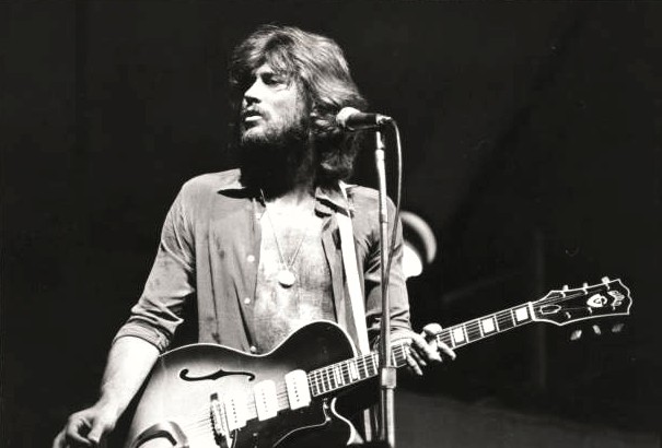 bgscucumbercas1's tweet photo. Happy Birthday, Barry!! 🎂🎶❤️🎉
#Husband #Father #BigBrother #Son #Uncle #Friend #BeeGee #Musician #Songwriter #Producer #BirthdayBoy @BeeGees @GibbBarry https://t.co/pwyT2K35Av