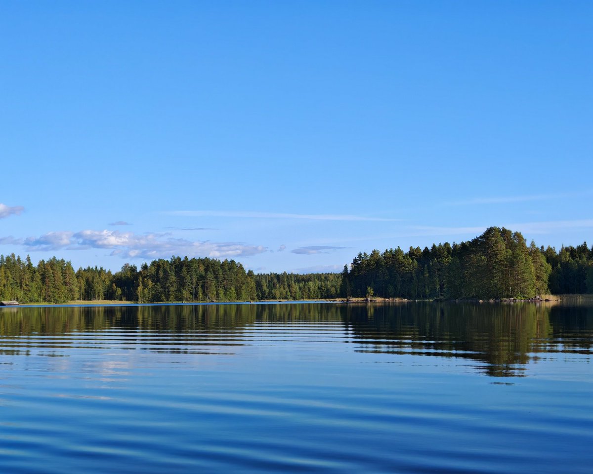 Upea syyskuun alku. Lämpimässä ja tyynessä illassa oli mukava käydä melomassa. #Konginkangas