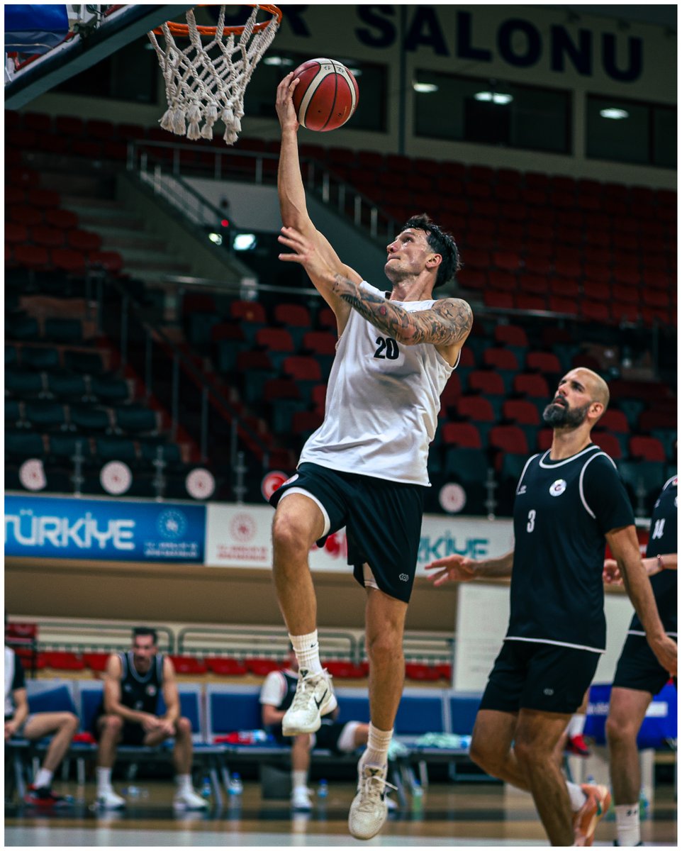 📸 Yeni sezon hazırlıklarına evimizde devam ediyoruz.