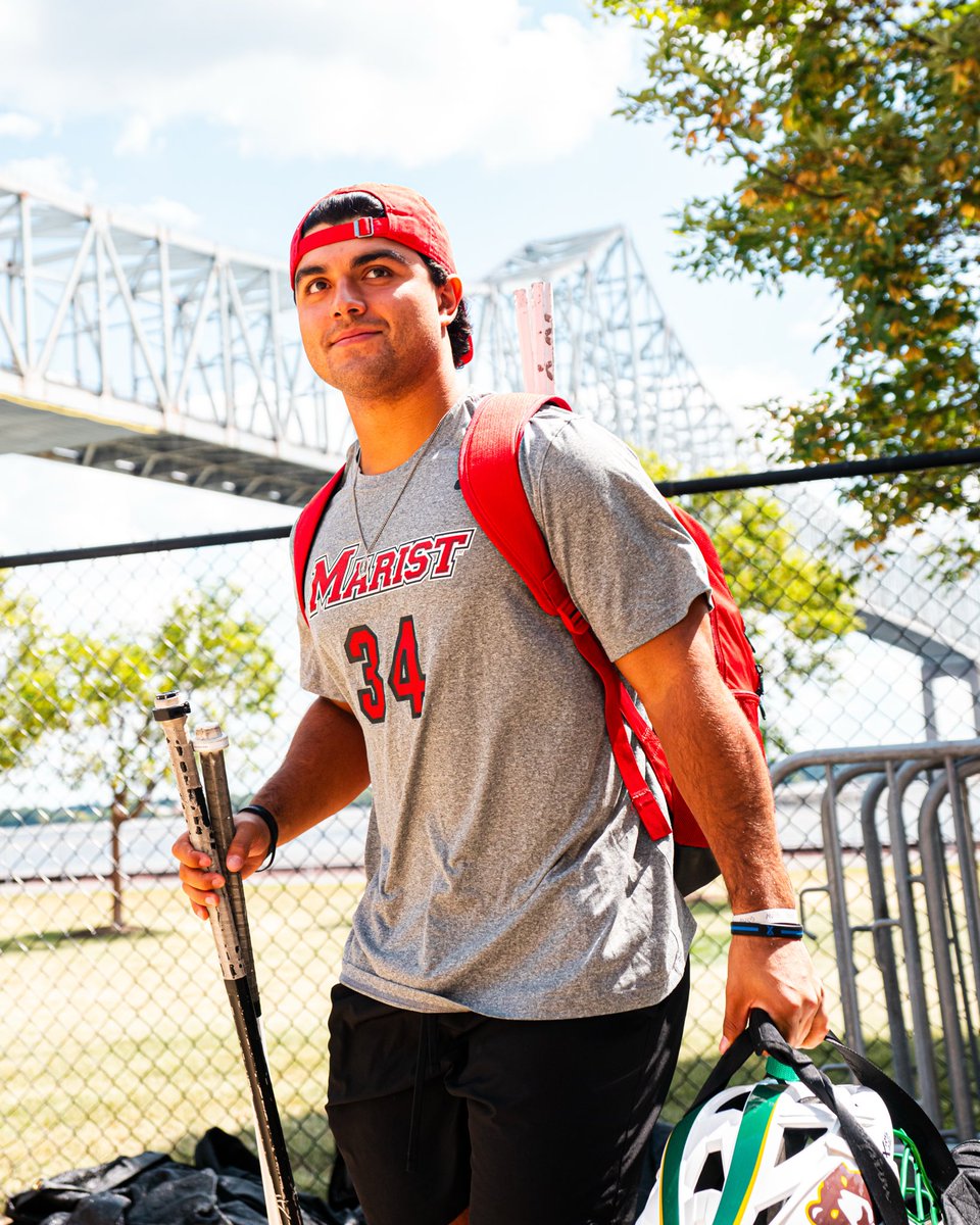 Marist’s finest plays in the semifinals today! <a href="/JoshB2121/">Joshua Balcarcel</a> 

12pm PT/3pm ET on ESPN2 📺