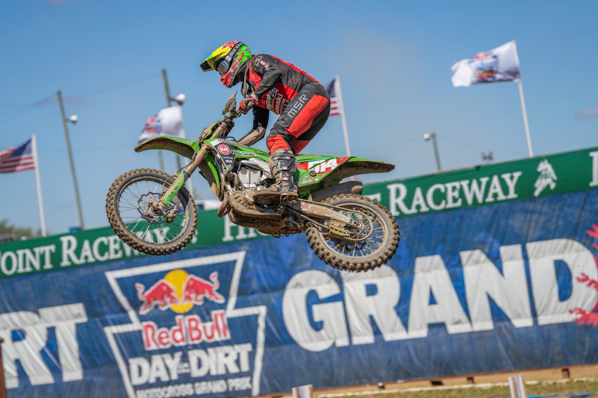 What an absolutely beautiful weekend at High Point Raceway 🔥🏁

Thank you everyone from Red Bull @dayinthedirtouteast for making this an unforgettable race weekend 🏆 

📸 @co_darr327 <a href="/racerxonline/">Racer X</a> #DITD