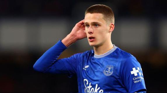 Harry Watkinson (@hjwatkinson) on Twitter photo ๐จ EXCL: Preston North End are set to sign Everton midfielder Harrison Armstrong on loan! Deal is now fully agreed ๐ค
18y/o has big future at #EFC, but loan to #PNEFC offers chance for consistent game time. 
Fully expect Harrison to be a success at Deepdale! <a href="/TEAMtalk/">TEAMtalk</a> ๐จ EXCL: Preston North End are set to sign Everton midfielder Harrison Armstrong on loan! Deal is now fully agreed ๐ค
18y/o has big future at #EFC, but loan to #PNEFC offers chance for consistent game time. 
Fully expect Harrison to be a success at Deepdale! <a href="/TEAMtalk/">TEAMtalk</a>