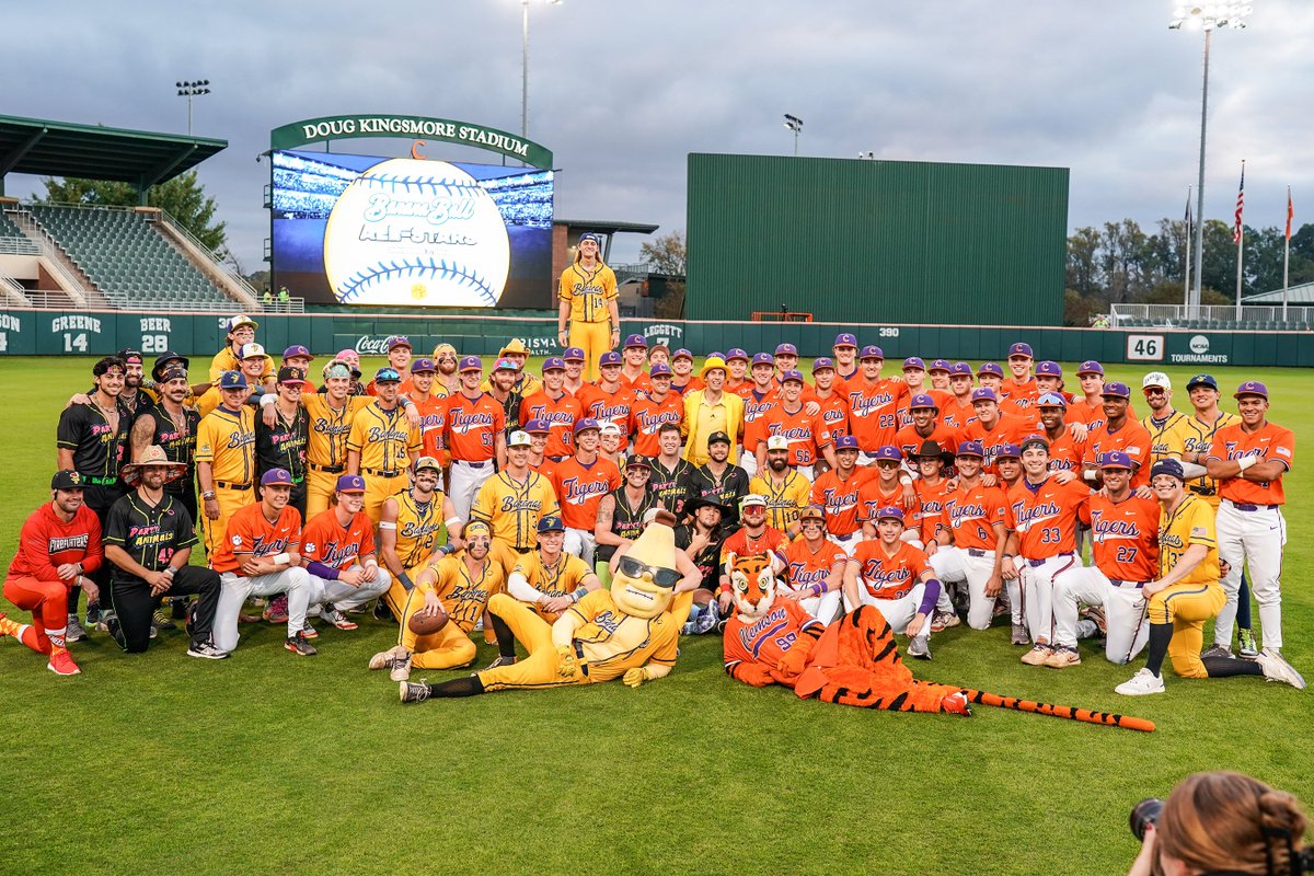 Clemson Baseball (@clemsonbaseball) on Twitter photo Look who's coming back to DKS❗️
Follow <a href="/BananaBall_/">Banana Ball</a> & <a href="/TheSavBananas/">Savannah Bananas</a> for more information.
#Clemson Look who's coming back to DKS❗️
Follow <a href="/BananaBall_/">Banana Ball</a> & <a href="/TheSavBananas/">Savannah Bananas</a> for more information.
#Clemson