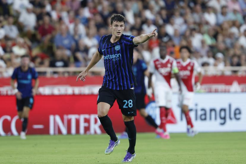 Benjamin Pavard a signé son contrat avec l'Olympique de Marseille #Mercato