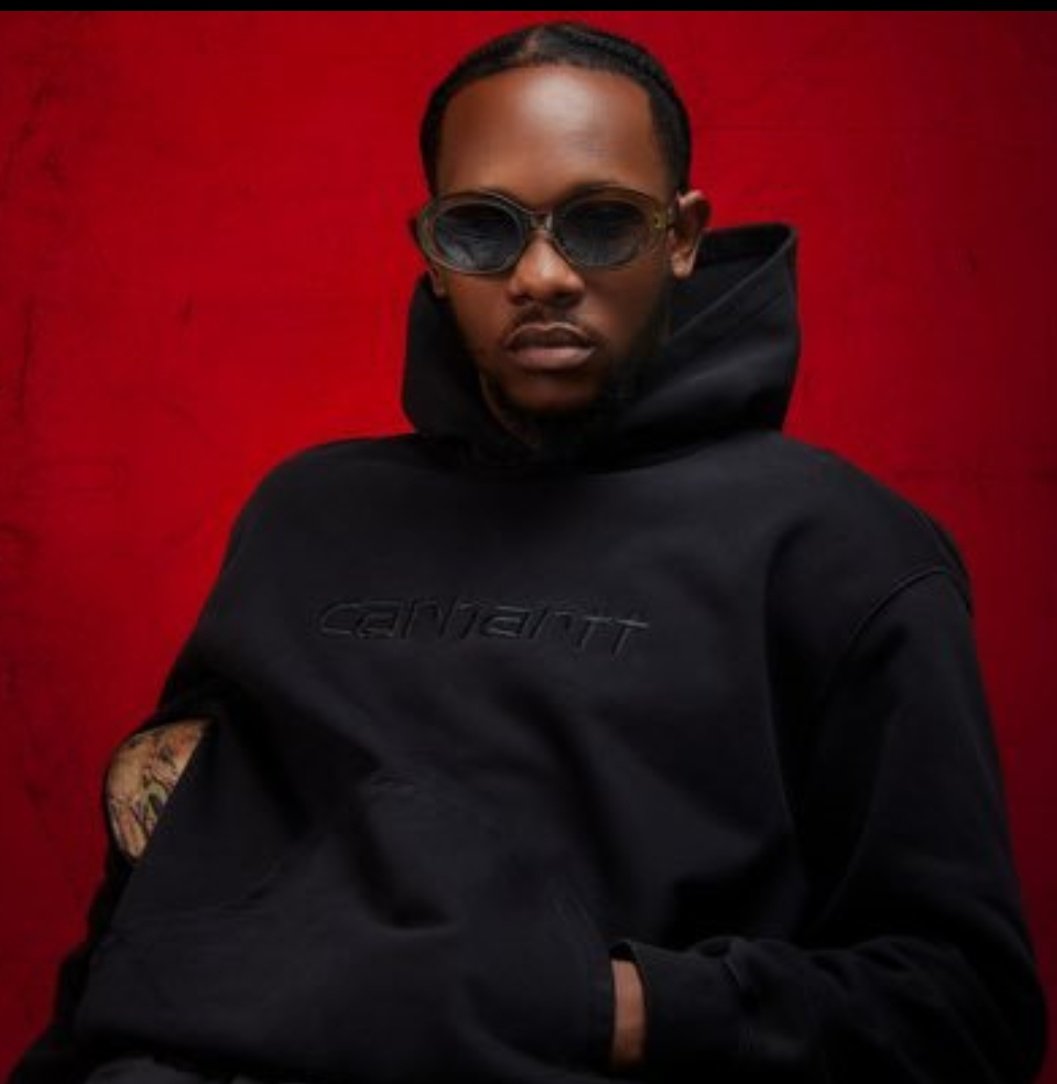 C'est Officiel le rappeur 🇨🇲 <a href="/OnlySamy/">Samy Only</a> est désormais le ''CHAUFFEUR DU VAN'' ,ce dernier a été elu vainqueur finaliste de la saison 2 du van remportant ainsi la cagnotte de 2baton et d'autres lots🎵🍒 félicitations L'artiste !