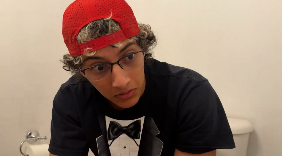 SlushySource's tweet image. "SONGS IN REAL LIFE" With turtlewithhat out now!