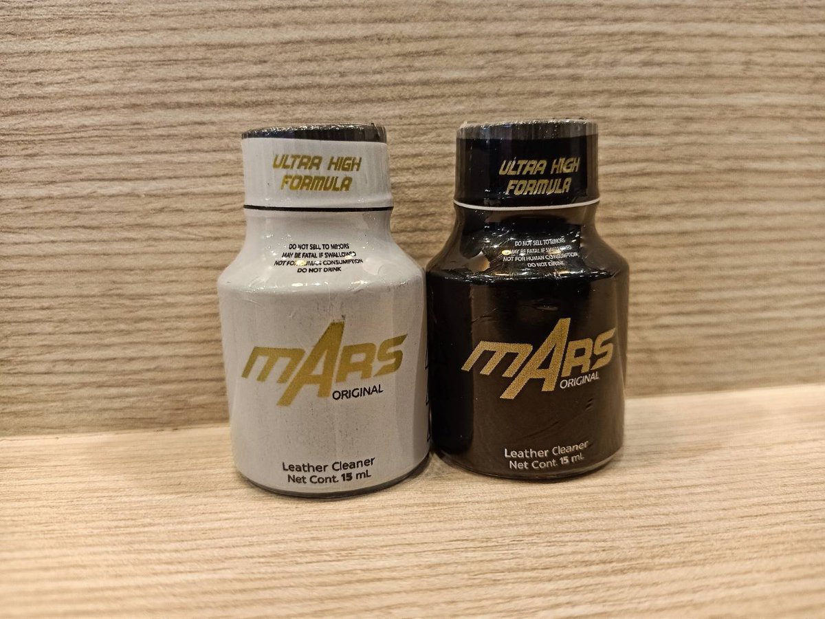 Mars Popper ป๊อปเปอร์ที่ดีที่สุดที่เคยมีมา  ของมาเเล้วครับ🔥🔥🔥🔥🔥
⚫ MARS : Black Top รุกมันส์
⚪MARS : With Bottom รับ
👉วิ้งเเรงลอยนาน
👉กลิ่นอัดแน่น
👉ออกฤทธิ์ 100%🥇
👉ไม่เเสบจมูก ไร้กลิ่น
#ป๊อปเปอร์ #Popper #18plus