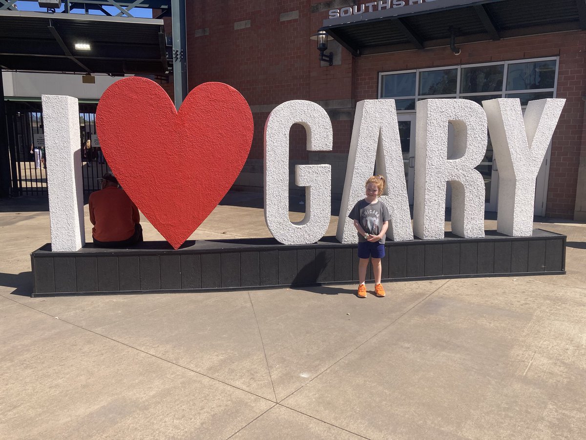 tracyswartz's tweet image. Via @southshoreline, we took our first visit to Gary, Indiana, to see the @railcats play … and win!

Easy walk from the train station, tho not much going on around the stadium, no kids games but they could run the outfield in the 5th inning, decent giveaways + concessions