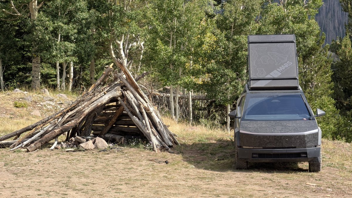 Kyle Field tweet media