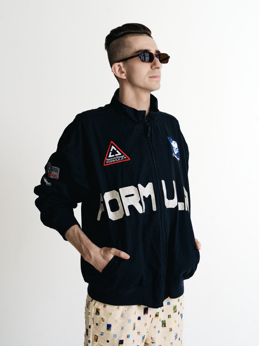 kaysinmusic's tweet image. i haven’t released music all year…which makes this tune that much more special ✨ “glitter and gold” with my man @3beatmusic_ touches down on mars this friday 9/5 🏅
pre-order/save: orcd.co/rpm268