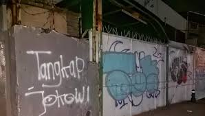 Harjo mulyo (@harjomulyo1738) on Twitter photo <a href="/somexthread/">Some Thread</a> Tangkap Jokowi Penghianat Bangsa NKRi!
Adili & Penjarakan Semua Kotoran Rakyat. <a href="/somexthread/">Some Thread</a> Tangkap Jokowi Penghianat Bangsa NKRi!
Adili & Penjarakan Semua Kotoran Rakyat.