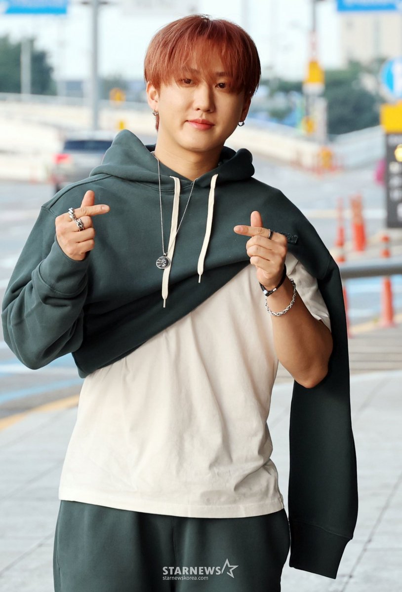 press photos of changbin heading to tokyo japan for autry event! 

#CHANGBINXAUTRY
#AUTRYXMMY
#AUTRY #창빈