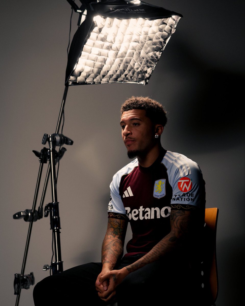 villareport tweet media