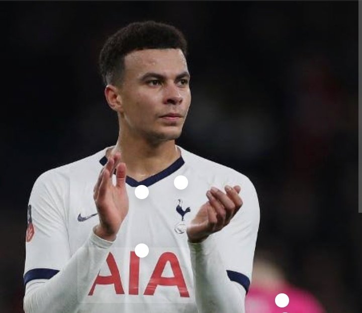 Lim11Araujo's tweet photo. 🚨 SOBRE O DELE !!
Mesmo com a janela de transferências fechada, o Vasco pode tentar contratar Alli, que está sem contrato. Resta saber se o clube conseguirá viabilizar a negociação.
#VascoDaGama
#Netvasco
#transferênciasdofutebol
#Futebol2025 #FutebolNaESPN #FutebolBrasileiro https://t.co/snH56S6CGm