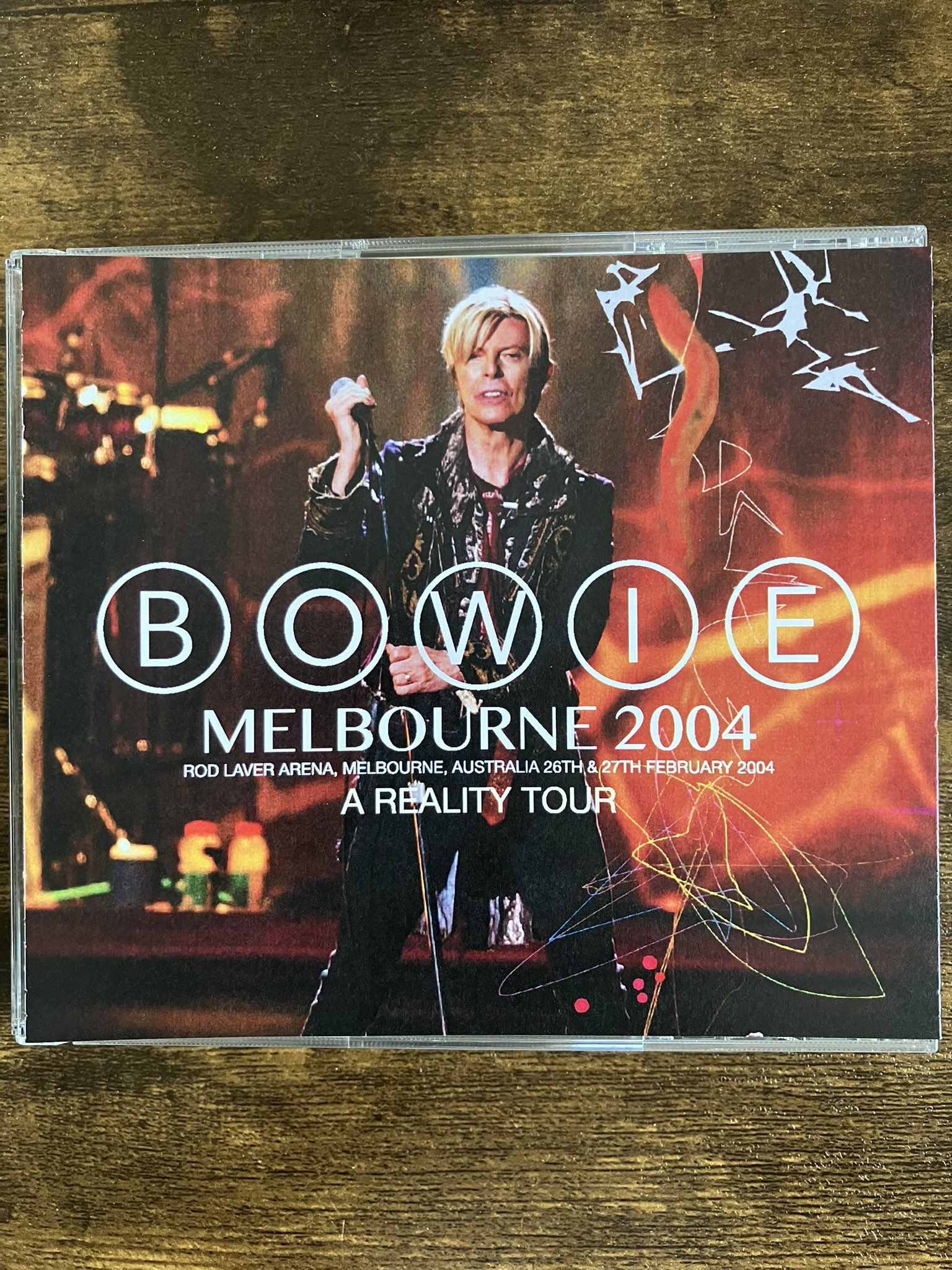 能登半島地震David Bowie アートプレート yosukehasegawa.artworks Hideyo Noguchi's character stands