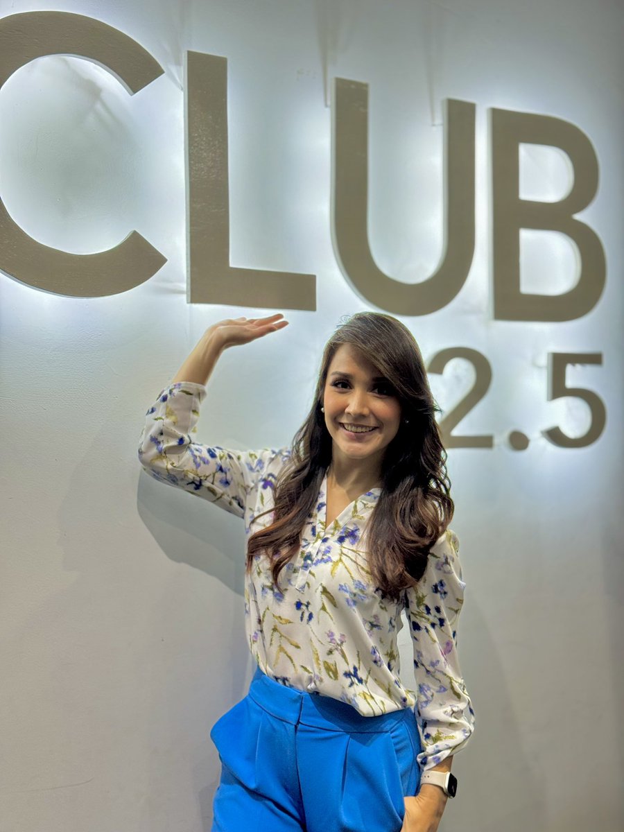 ✨No te pierdas todas tus tardes con todas las canciones emblemáticas junto a Lili Quant en “Sweet Club” de Lunes a Viernes de 2:00 PM - 5:00. PM por Club 92.5🎙️