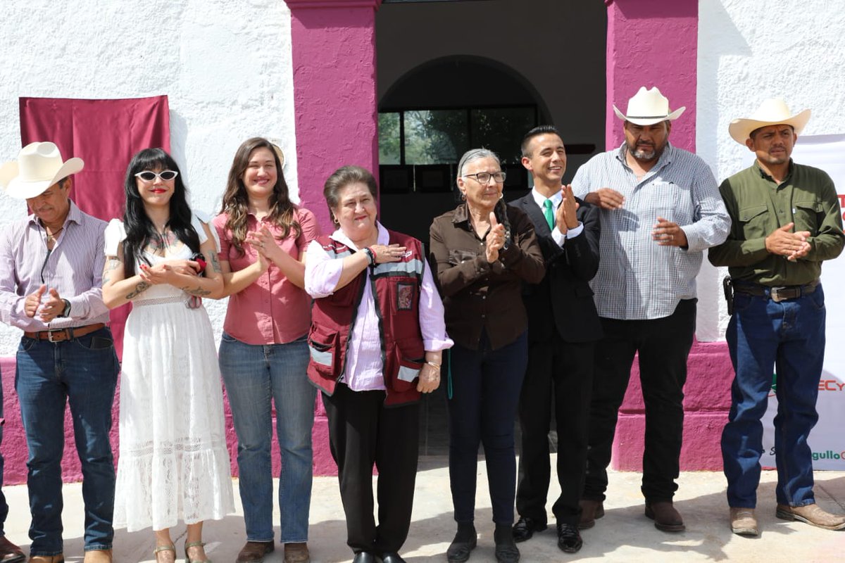 SECSonora's tweet photo. ⚪ Para ampliar la cobertura educativa, el @CecytesSonora abrió un nuevo Telebachillerato Comunitario en Rancho Viejo, #Ures, por instrucción del gobernador @AlfonsoDurazo. 🏫 https://t.co/kfIDzwk3Wn