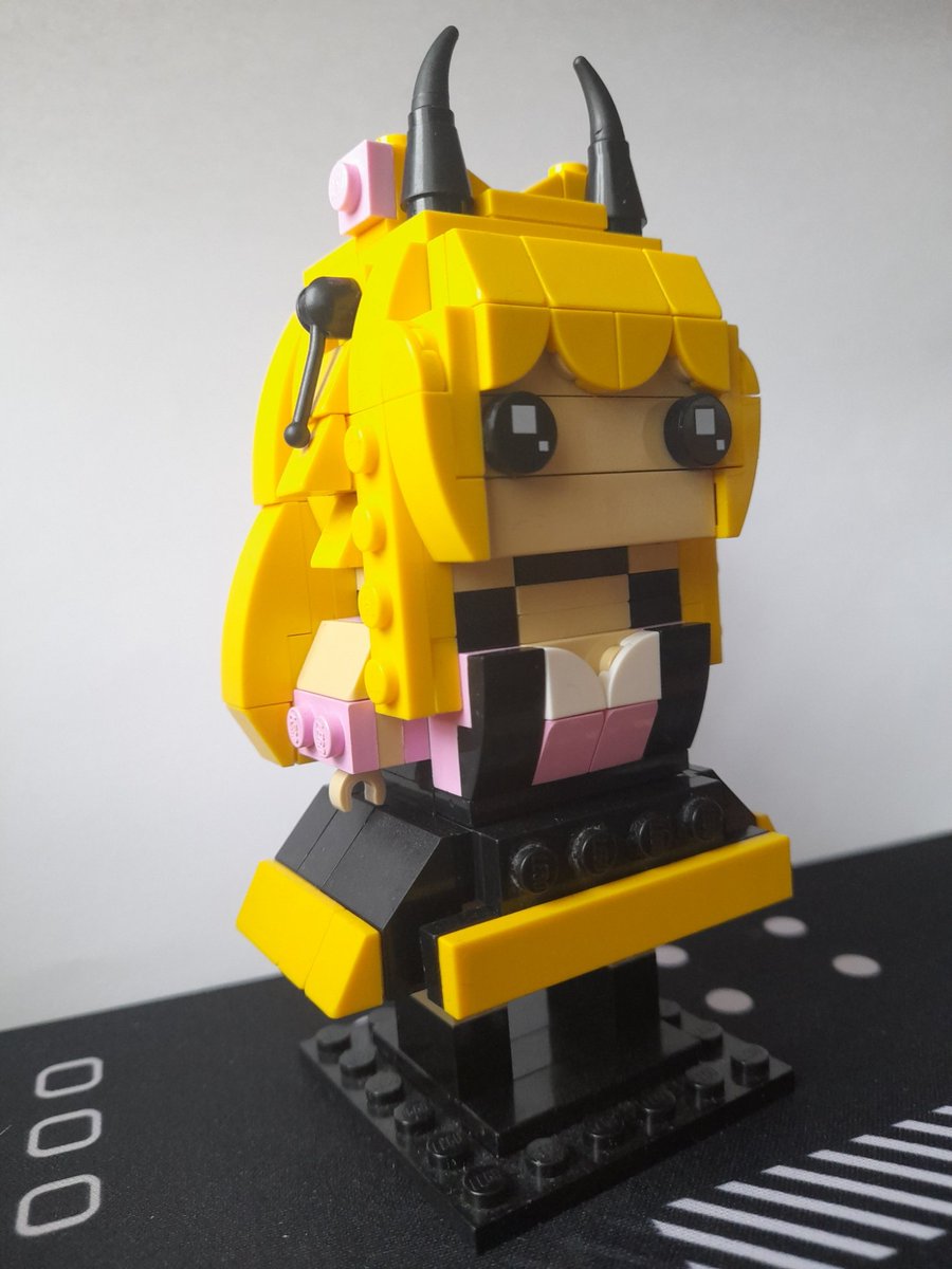 barbariengineer's tweet image. I built @saurawr_ out of Lego! #Bricktuber #saurawrt