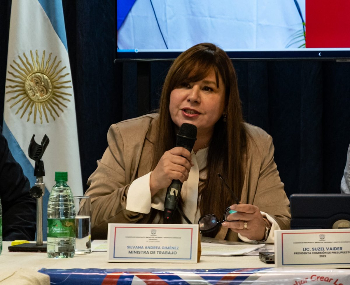 La Legislatura continúa el análisis del Presupuesto 2026 con foco en la proyección y continuidad de políticas públicas 
.<a href="/FernandoMezaOK/">Fernando Aníbal Meza</a> <a href="/MDSMisiones/">Desarrollo Social Misiones</a> <a href="/mgmisiones/">Marcelo Pérez</a>  <a href="/CCMisiones/">Cambio Climático Misiones</a> <a href="/JoseloSchuapOf/">Joselo Schuap</a> <a href="/PadillaRS77/">Roberto Padilla</a> <a href="/prevenciondead1/">Secretaría de Prevención de Adicciones Misiones</a> <a href="/IMaCMnes/">IMaC Misiones</a>
<a href="/R_gervasoni505/">Roque Gervasoni</a>
noticiasdel6.com/la-legislatura…