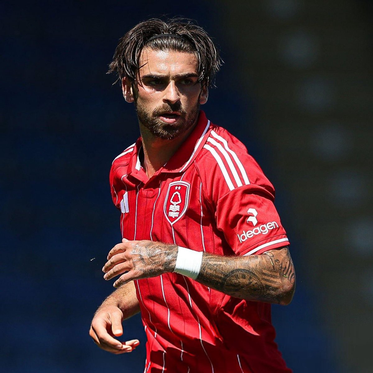 🔴🌳 𝗢𝗨𝗧𝗚𝗢𝗜𝗡𝗚 𝗥𝗨𝗠𝗢𝗨𝗥: Botafogo have offered €19m + €4m in variables to Nottingham Forest for Jota Silva. #NFFC

[<a href="/abolapt/">A BOLA</a>]