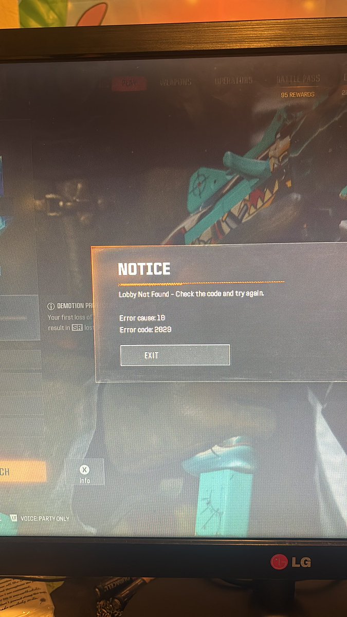 itswelpn's tweet photo. What is this error code I’m D2 and have never ran into this. I also tried every fix anyone have a solution? #ranked #cod https://t.co/m1K9eabM1p