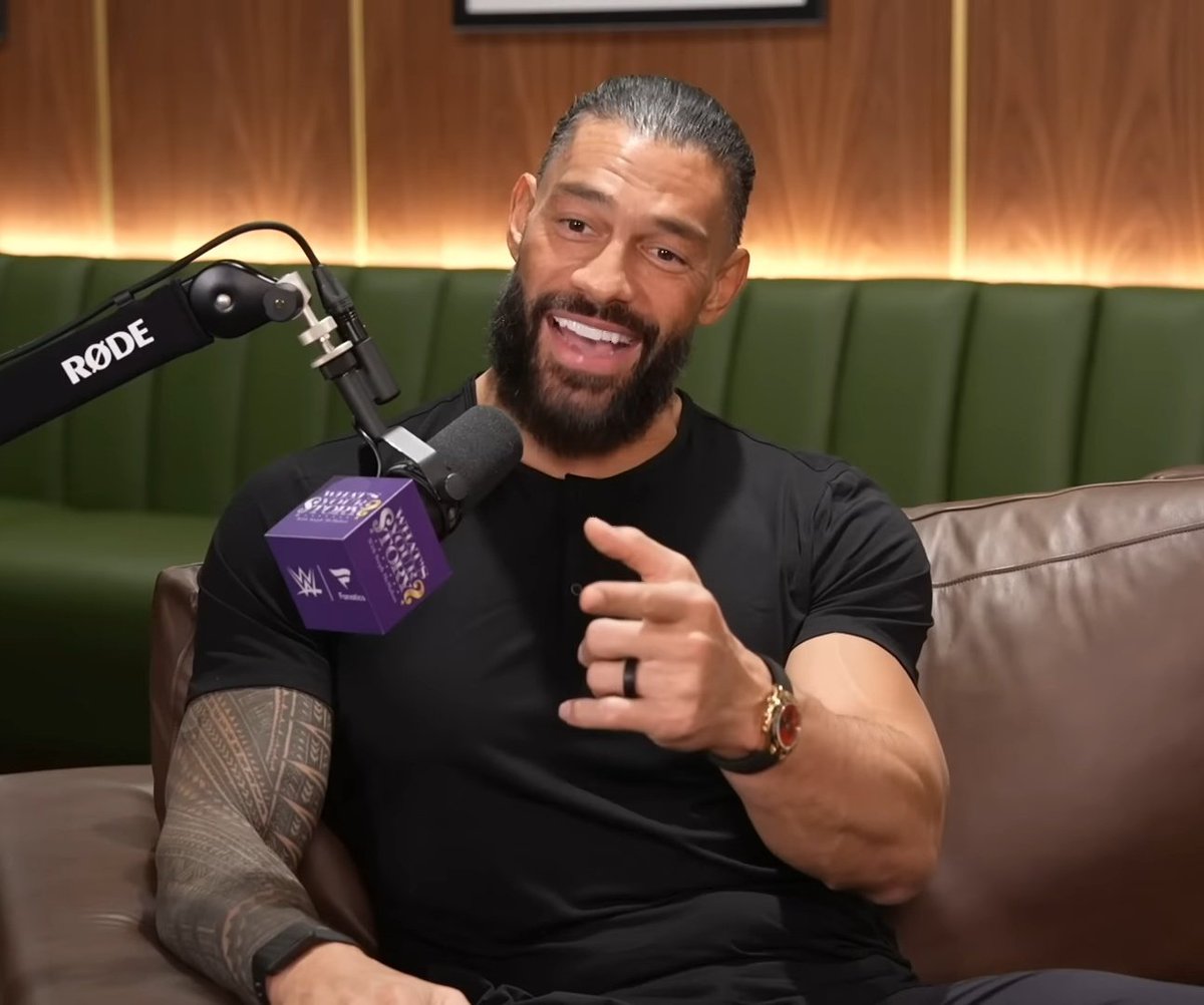 he has Roman's watch on ❤️🥹