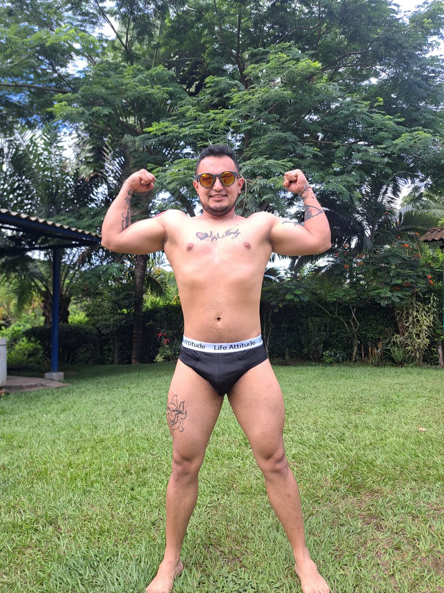 johnZarate21's tweet photo. 😎 https://t.co/jSB8og5Yce