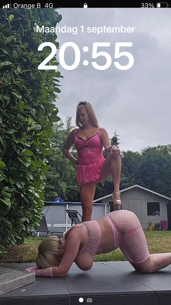 sissy3390's tweet photo. Even when I dont see my queen @Miss_Poison91 I’m always devoted to her 🧎‍♀️🙇‍♀️ she is my everything and I’m so lucky I get to be her slave and property 🥰❤️ https://t.co/pwAfO51zfY
