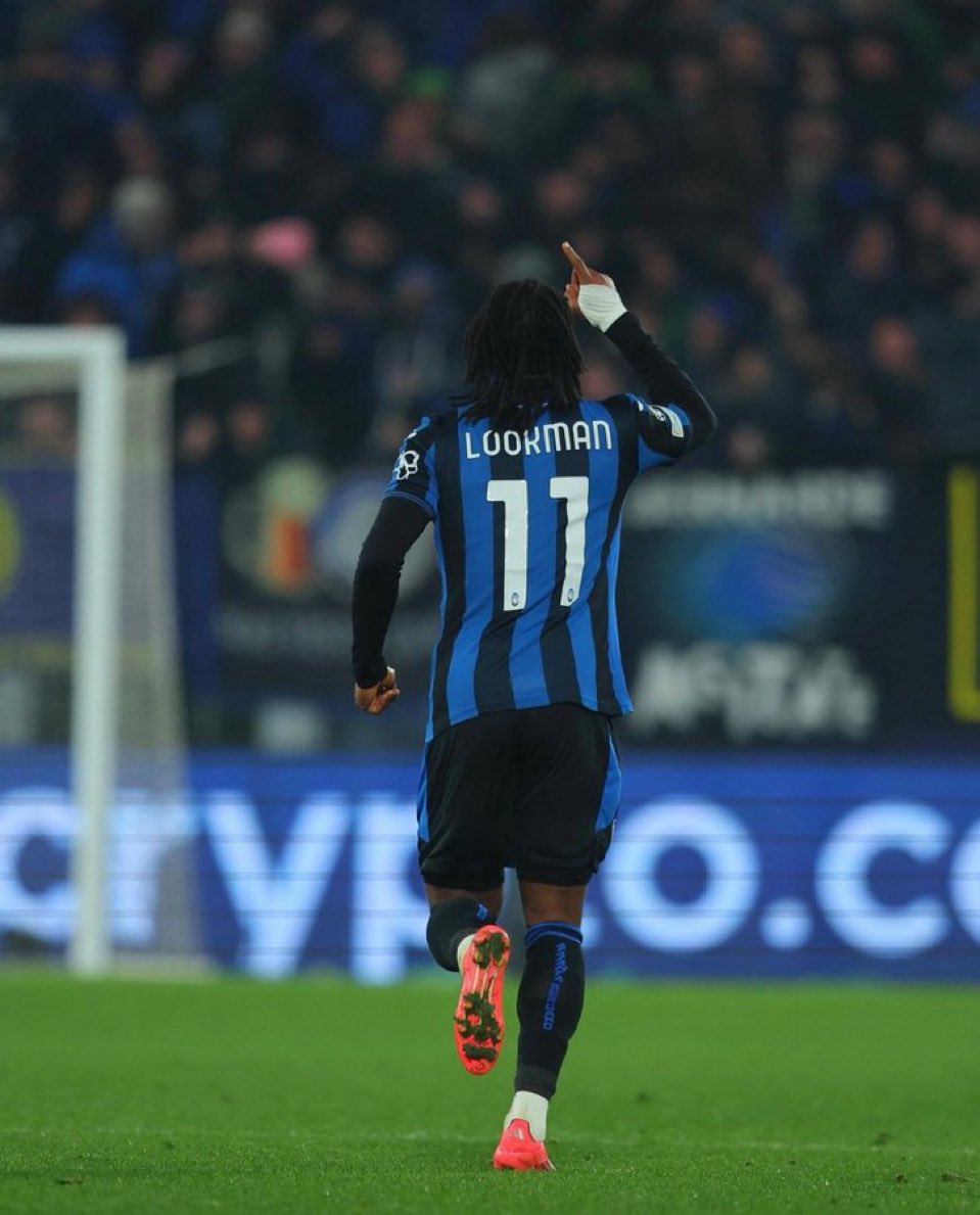 Beyler Lookman işini çözebilecek tek adam Emenike’dir Lütfen tweet altına Emenike’yi etiketleyin <a href="/E29EMENIKE/">EMMANUEL C EMENIKE</a> 

#LookmanFenere