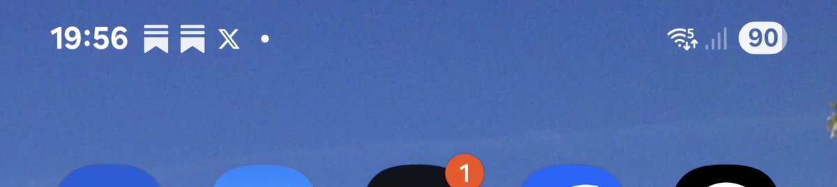 I've noticed that my home screen now shows a couple of pistons, but only two grooves for pistons rings (no oil co trolley ring?).