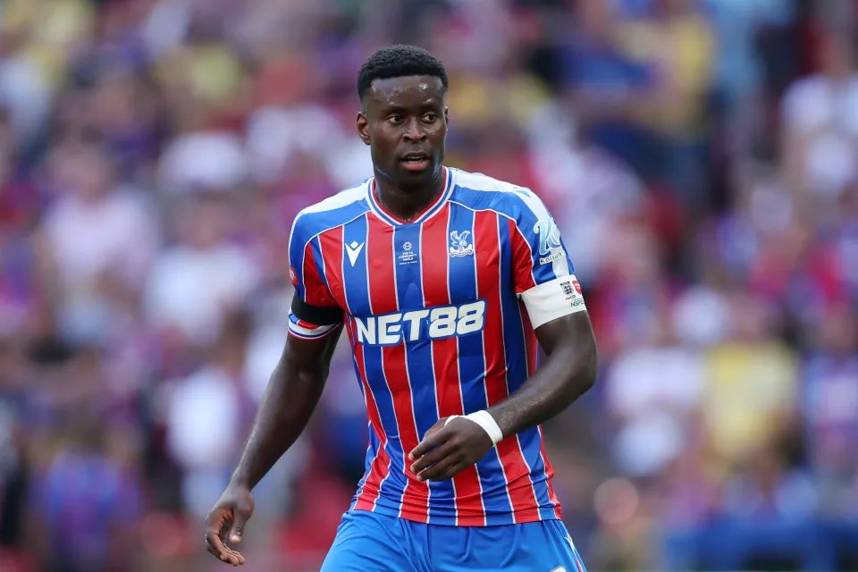 indykaila's tweet image. Exclusive 💣

Liverpool are furious with @CPFC regarding Marc Guehi change of stance 🔄

Liverpool have told the player, they will come back in January for him. 

@LFC believe his value will be around £20m-£25m