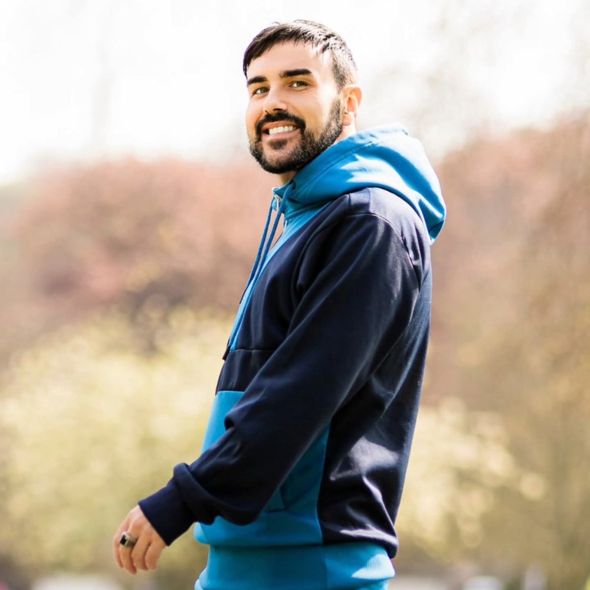 markpooler1's tweet image. Position yourself as a global authority. 🌎 We use strategic online PR to help coaches and authors amplify their message worldwide.

​Ready to lead? Schedule a free chat: contactmark.me

​#GlobalLeader #PRStrategy #ThoughtLeadership #OnlinePR