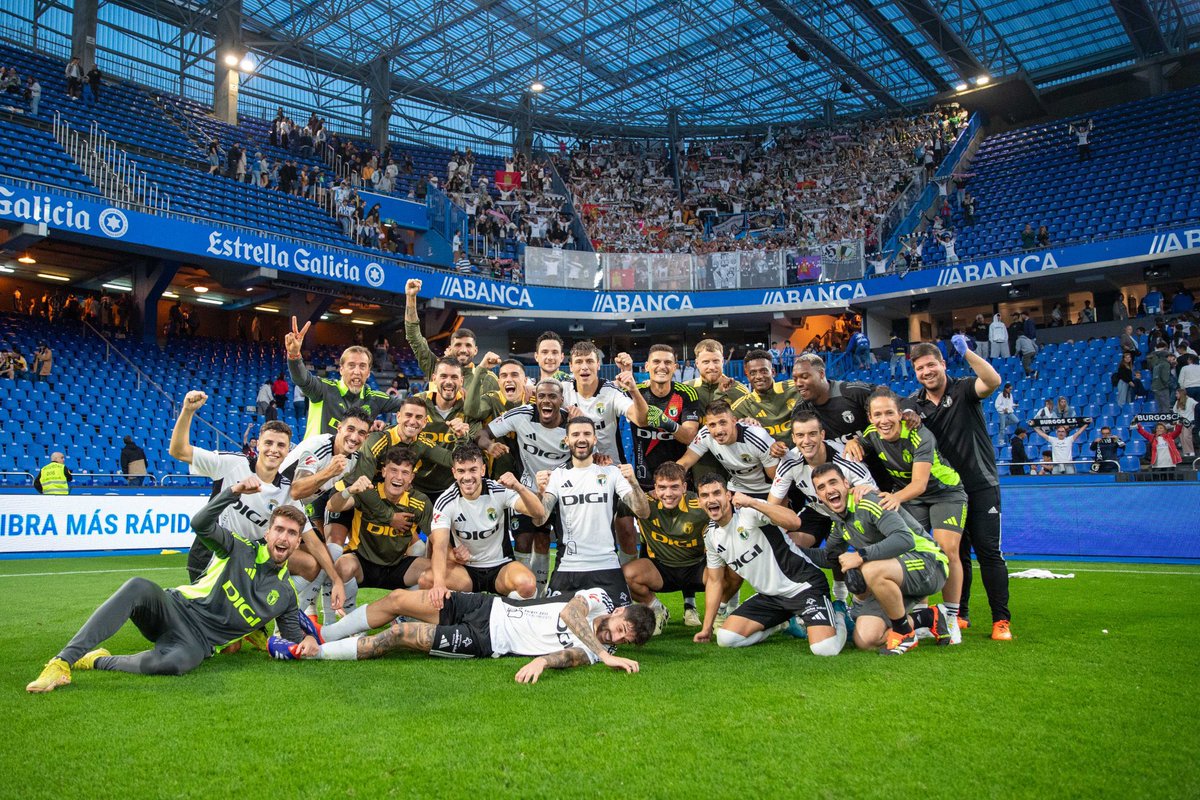 alex alegría fan account tweet media