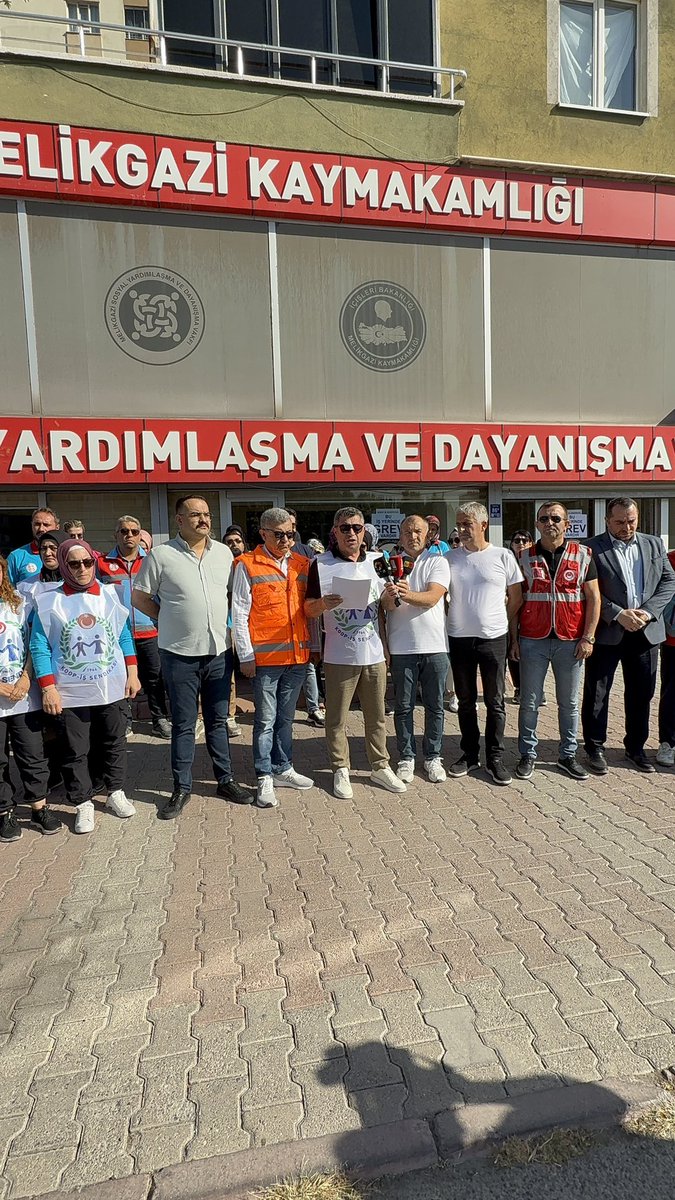 Bizler her gün binlerce ailenin derdine koşuyoruz.
Ama kendi derdimize gelince görmezden geliniyoruz
Emeğimizin karşılığını alana kadar GREVDEYİZ
#SYDVdeGREVEdevam
<a href="/_cevdetyilmaz/">Cevdet Yılmaz</a> <a href="/tcailesosyal/">T.C. Aile ve Sosyal Hizmetler Bakanlığı</a> <a href="/MahinurOzdemir/">Mahinur Özdemir Göktaş</a> <a href="/SayimMadak/">Dr. Sevim Sayım Madak 🇹🇷</a> <a href="/ztarikdaroglu/">Zafer TARIKDAROĞLU</a> <a href="/csgbakanligi/">T.C. Çalışma ve Sosyal Güvenlik Bakanlığı</a> <a href="/isikhanvedat/">Prof. Dr. Vedat Işıkhan</a> <a href="/ashb_sygm/">Sosyal Yardımlar Genel Müdürlüğü</a>