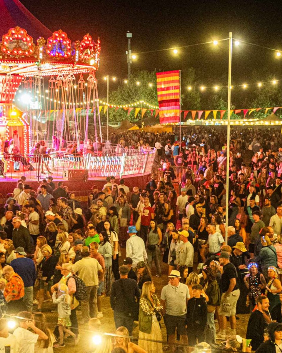 alexjameshq's tweet image. I think it’s all over... A huge, huge thank you to our #CheeseHub crew. And, what an audience you were this year #BestEver @thebigfeastival #BigFeastival