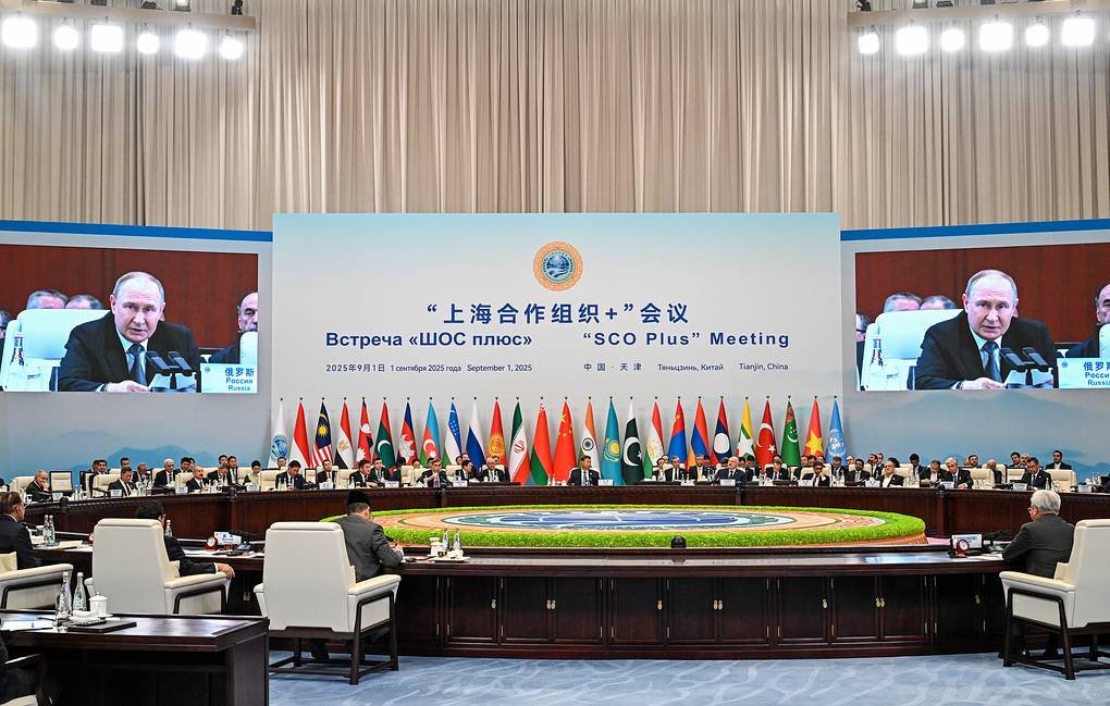 I risultati del vertice SCO: l’idea di governance globale, la banca di sviluppo e l’accoglienza calorosa
press.russianews.it/press/i-risult… #Putin #SCO2025 #vertice #Tianjin #Cina #XiJinping <a href="/KremlinRussia_E/">President of Russia</a>