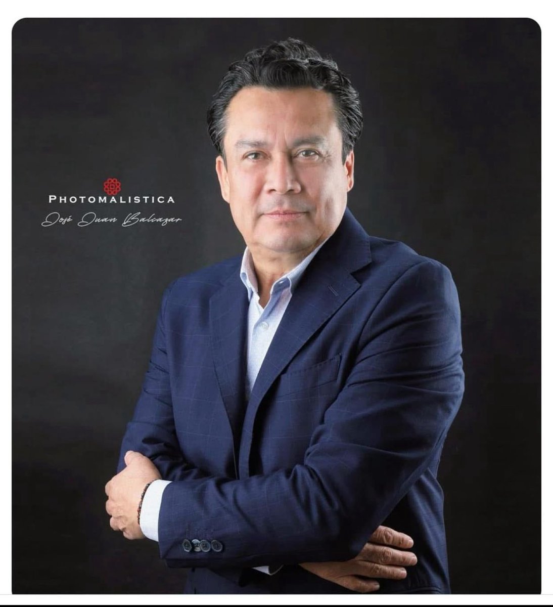 Abrazo con un cariño especial a mi amigo, hermano y maestro <a href="/jjconfines/">José Juan Balcázar</a> con motivo de su cumpleaños. Deseo mucha salud, éxitos y bendiciones. ¡Pásala súper bien!