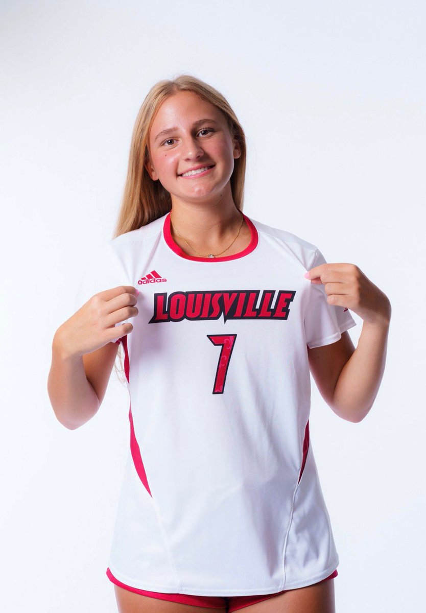 Gia Papadopoulos tweet media