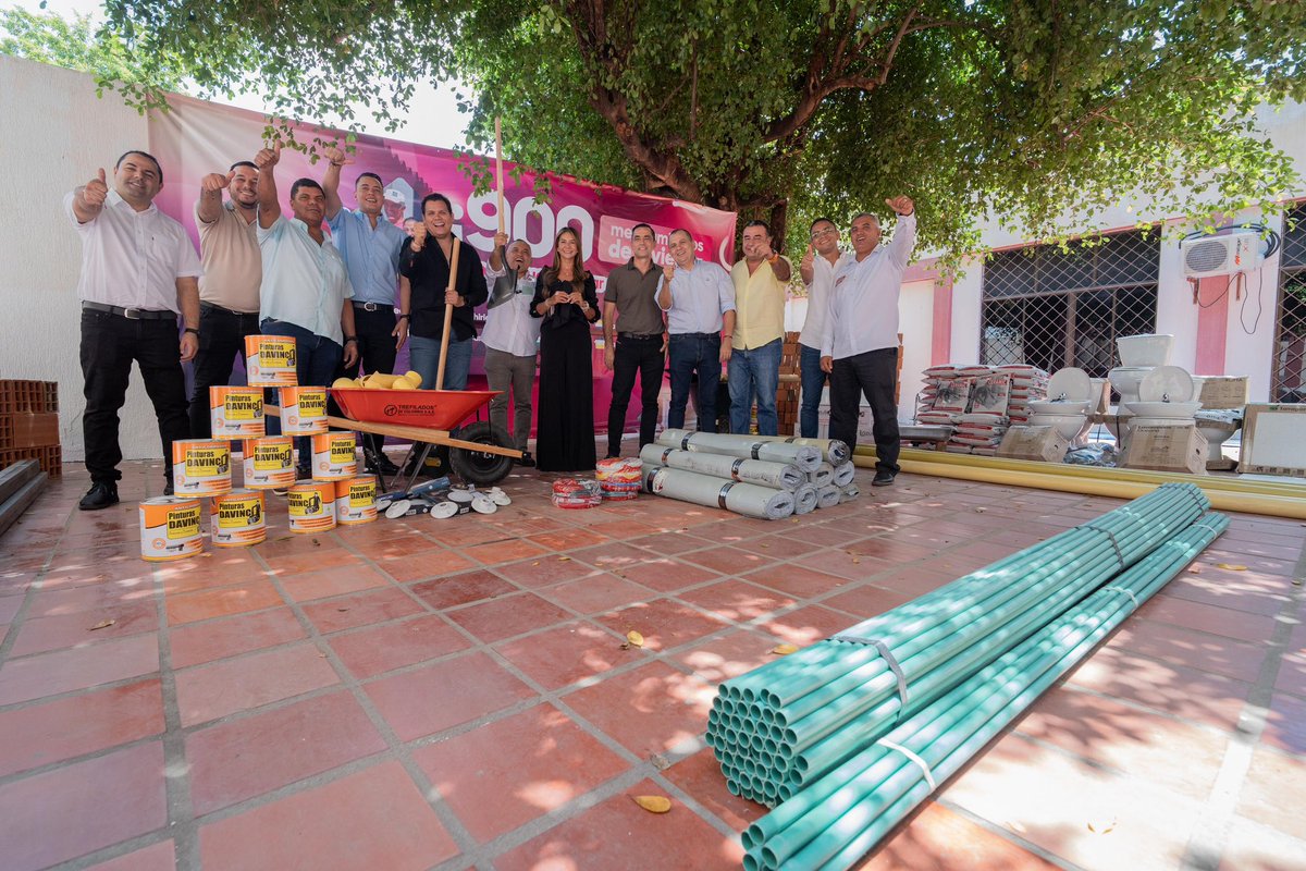 Nuestro alcalde <a href="/HermesMartinezU/">Hermes Fernando Martínez</a> acompañó el lanzamiento de “Cambia mi Casa”, programa que traerá 90 mejoramientos de vivienda rural para víctimas, madres cabeza de hogar y personas con discapacidad en zona rural de Curumaní.