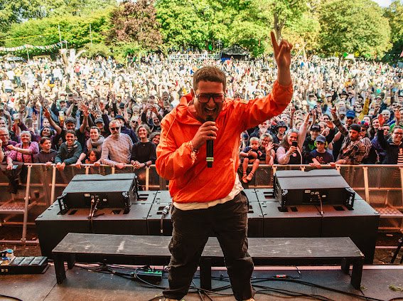 Chris Hawkins tweet media