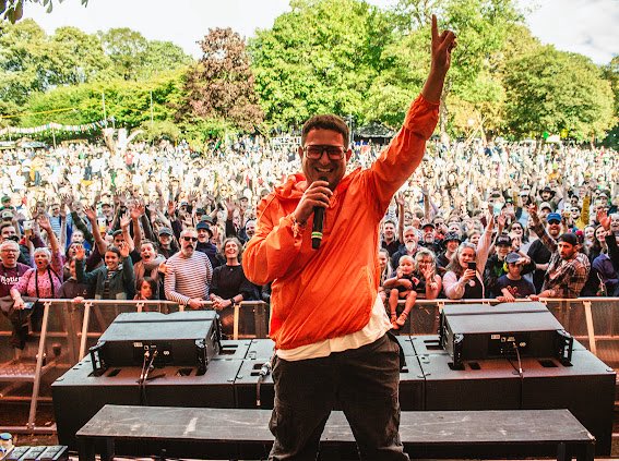 Chris Hawkins tweet media