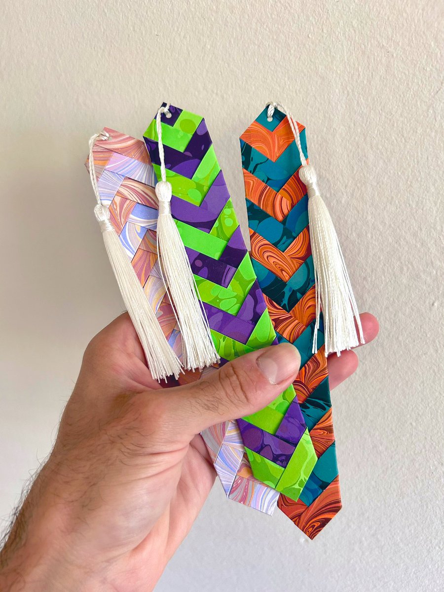 One more day for the Labor Day Etsy Sale! 25% off all items in the shop! ✨

Check it out here: etsy.com/shop/NautilusP…

#etsy #LaborDay2025 #handmade #writing #readingcommunity